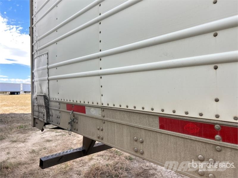 Utility 3000R Semi Reboques Isotérmicos