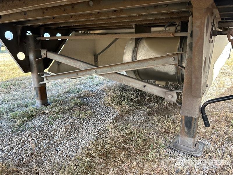 Utility 3000R Hladilne polprikolice