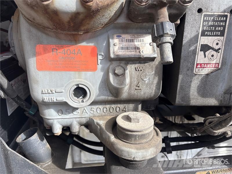 Utility 3000R Piekabes ar temperatūras kontroli