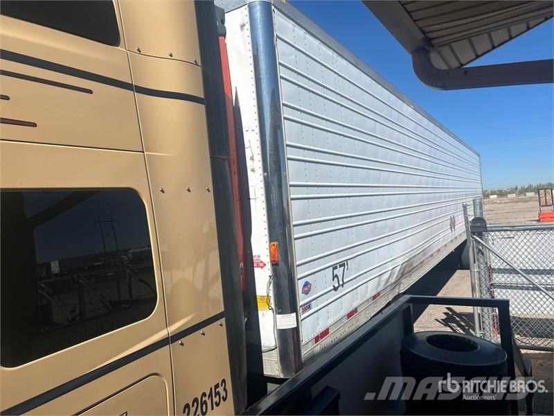 Utility 3000R Temperature controlled semi-trailers