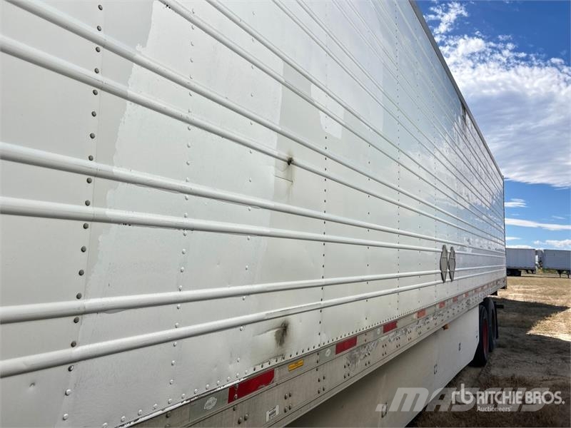 Utility 3000R Semi Reboques Isotérmicos