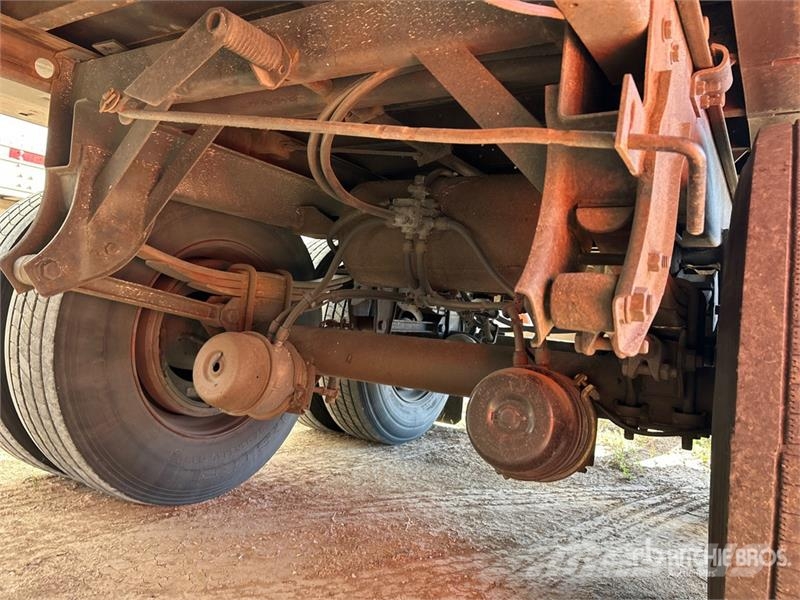Utility 3000R Hladilne polprikolice