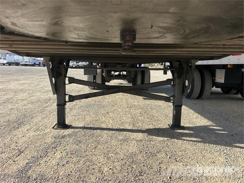 Utility 36 ft x 102 in T/A Van Trailer Прицепы-фургоны