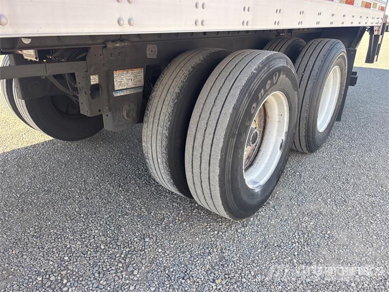 Utility 36 ft x 102 in T/A Van Trailer 厢式拖车