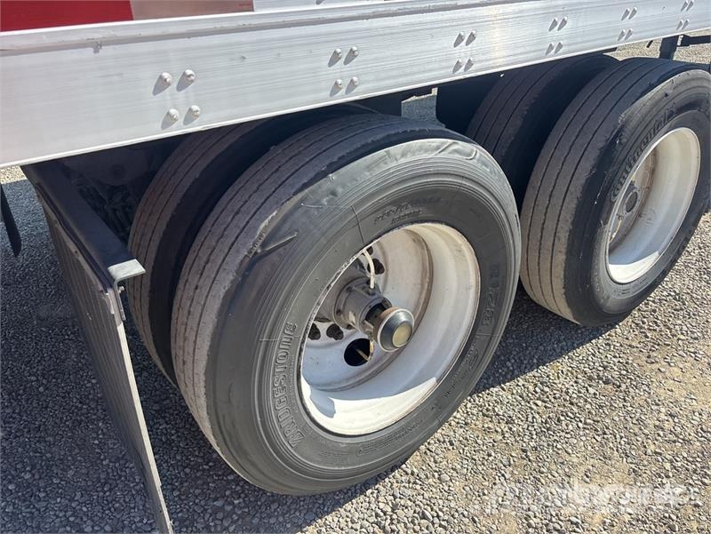Utility 36 ft x 102 in T/A Van Trailer 厢式拖车