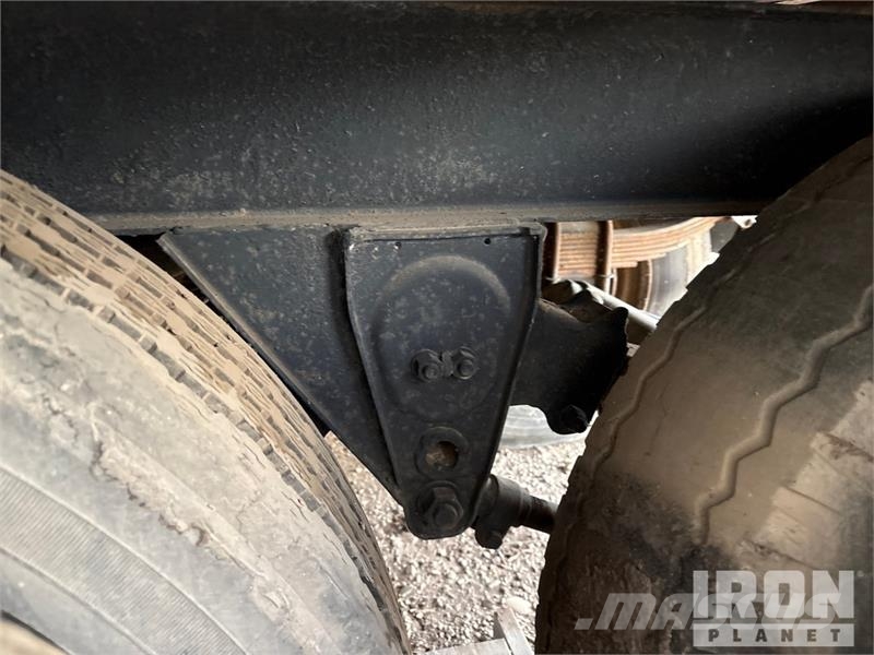 Utility 4000D-X Prikolice zabojniki