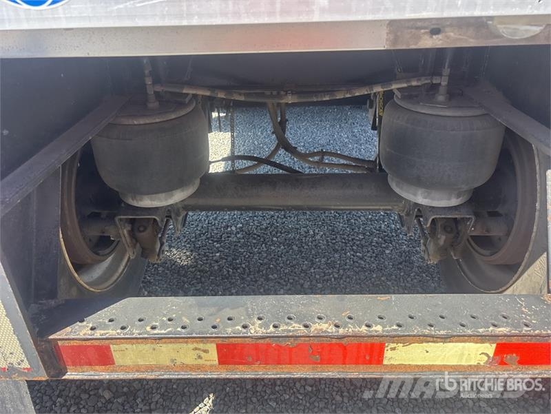Utility 45 ft T/A Spread Axle Flatbed Trailer Prikolice platforme/otvoreni sanduk
