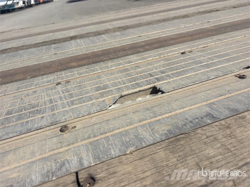 Utility 45 ft T/A Spread Axle Flatbed Trailer Prikolice platforme/otvoreni sanduk