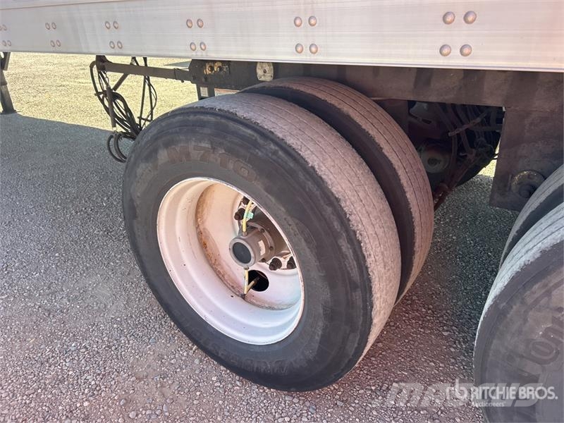 Utility 48 ft x 102 in T/A Van Trailer 厢式拖车