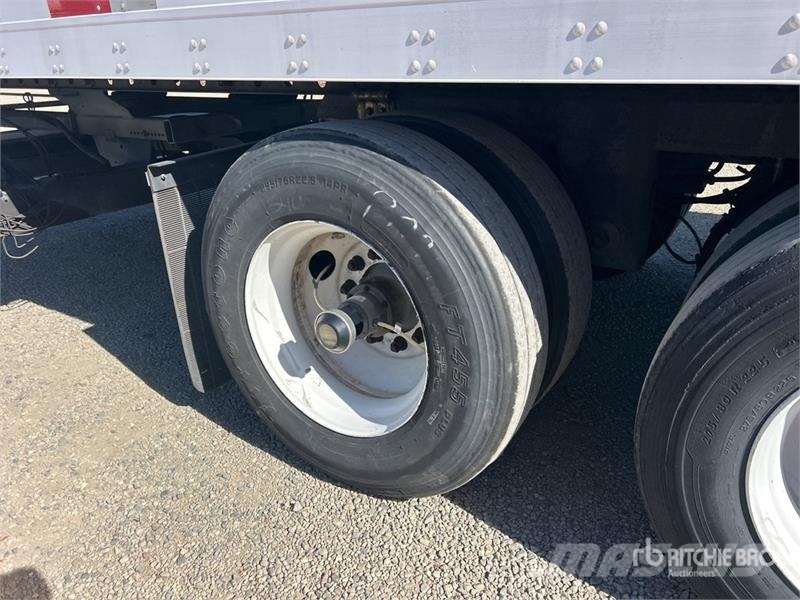 Utility 48 ft x 102 in T/A Van Trailer 厢式拖车