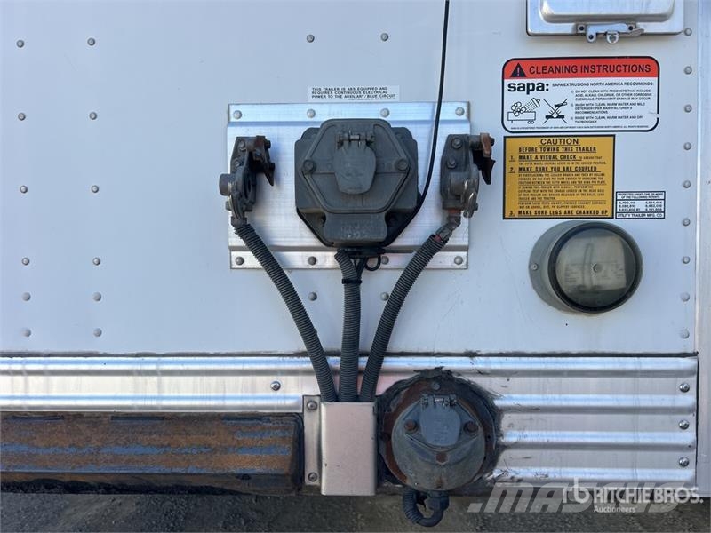 Utility 48 ft x 102 in T/A Van Trailer Przyczepy ze skrzynią zamkniętą