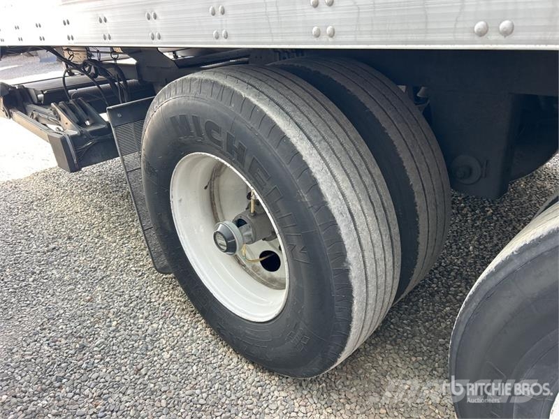 Utility 48 ft x 102 in T/A Van Trailer Przyczepy ze skrzynią zamkniętą