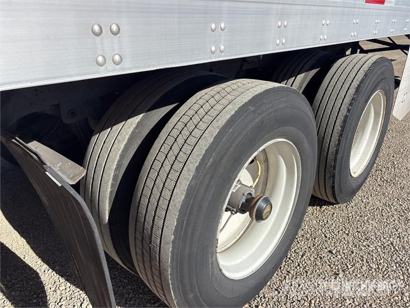 Utility 48 ft x 96 in T/A Van Trailer مقطورات ذات هيكل صندوقي