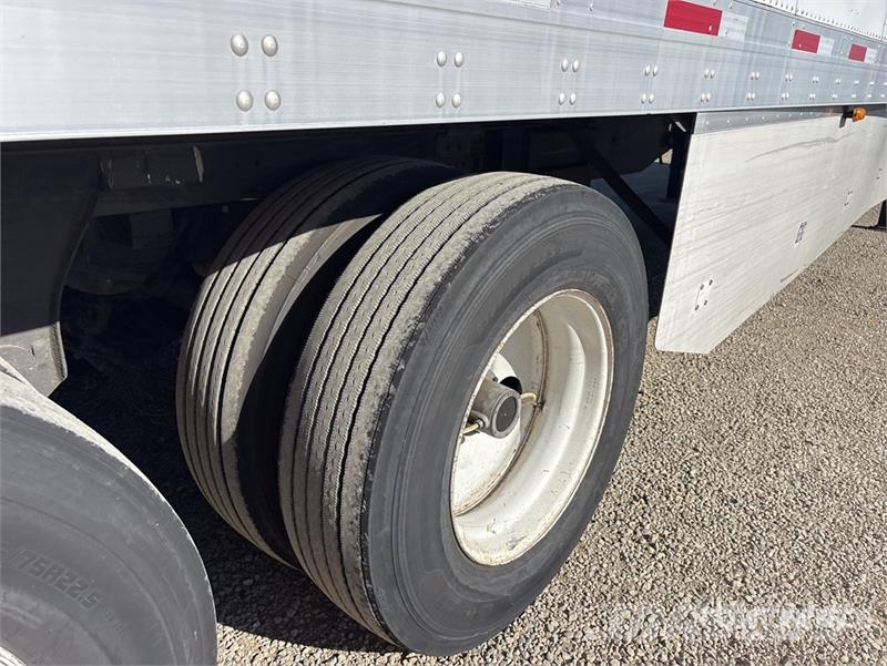 Utility 48 ft x 96 in T/A Van Trailer مقطورات ذات هيكل صندوقي