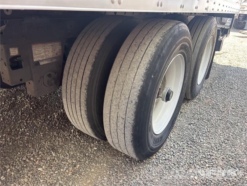 Utility 48 ft x 96 in T/A Van Trailer 厢式拖车