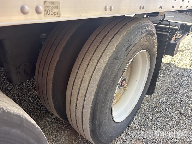 Utility 48 ft x 96 in T/A Van Trailer 厢式拖车