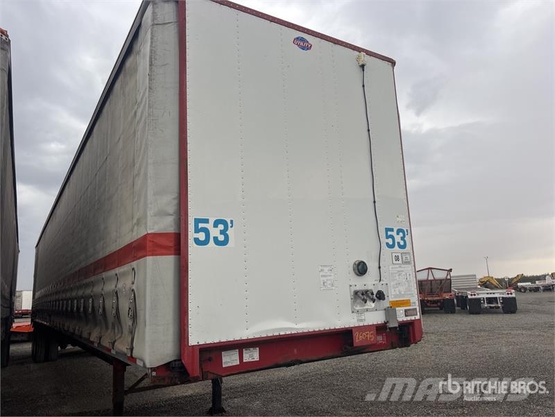 Utility 53 ft T/A Curtain Side Trailer Tents