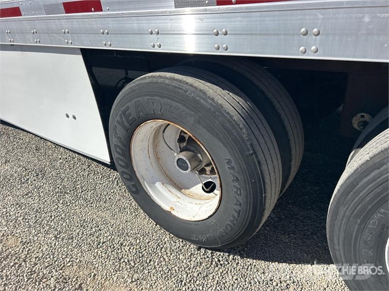 Utility 53 ft x 102 in T/A Van Trailer مقطورات ذات هيكل صندوقي
