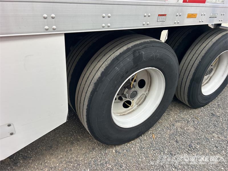 Utility 53 ft x 102 in T/A Van Trailer 厢式拖车