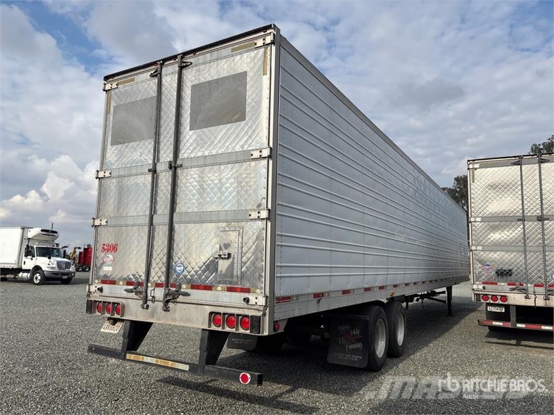 Utility 53 ft x 102 in T/A Refrigerated Trailer Piekabes ar temperatūras kontroli