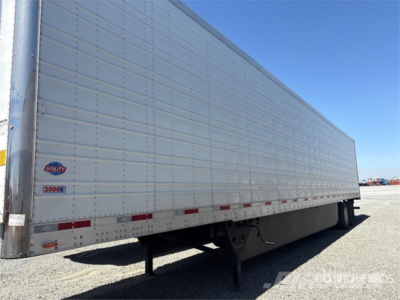Utility 53 ft x 102 in T/A Refrigerated Trailer 冷凍冷蔵トレーラー