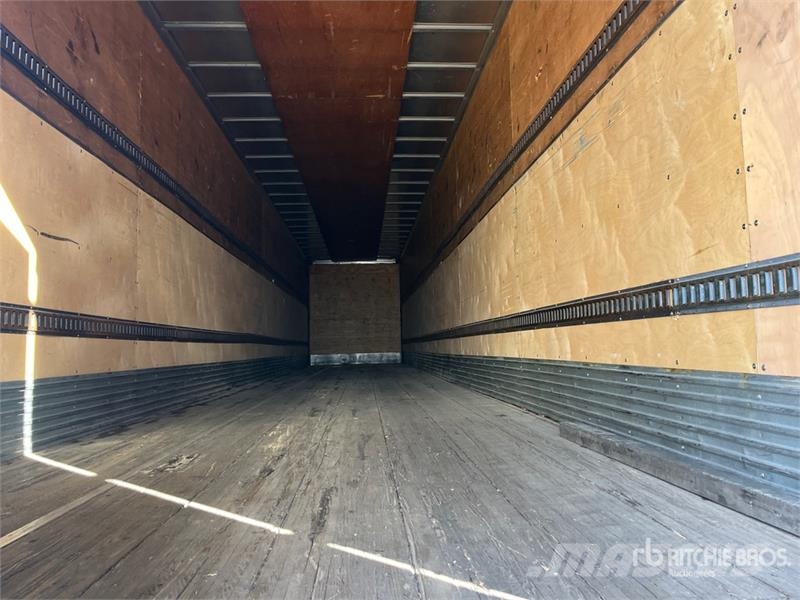 Utility 53 ft x 102 in T/A Van Trailer Reboques baú