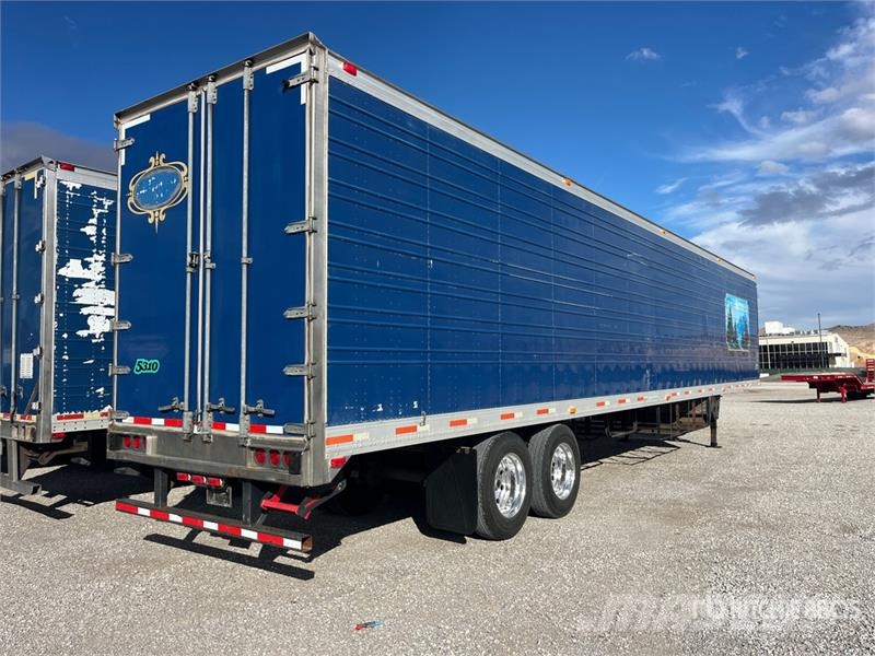 Utility 53 ft x 102 in T/A Van Trailer Reboques baú