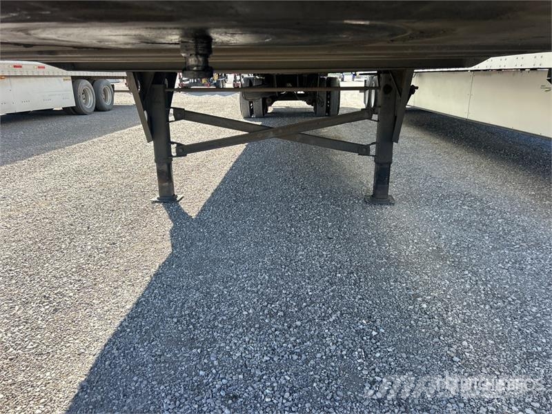 Utility 53 ft x 102 in T/A Van Trailer Причепи-фургони