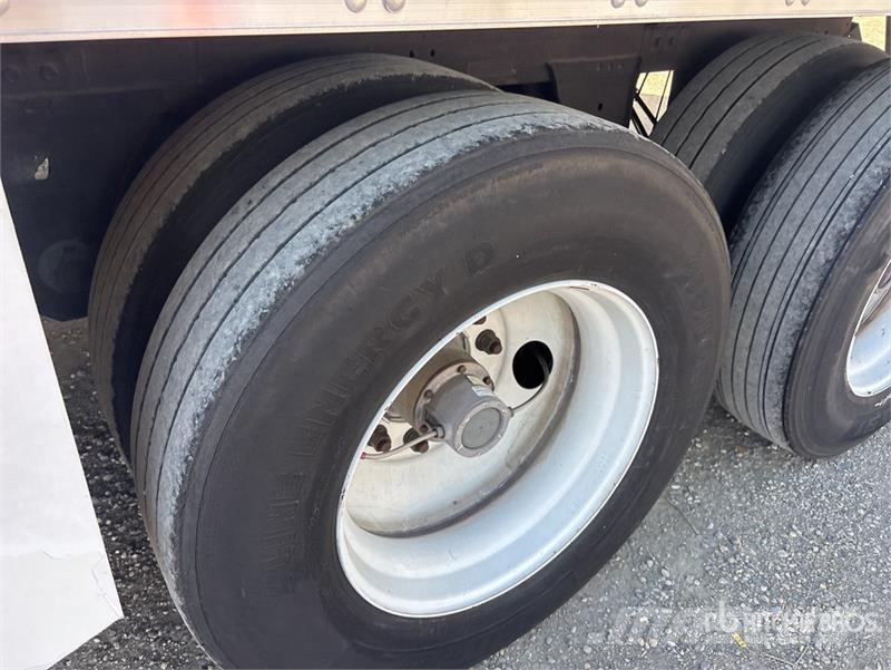 Utility 53 ft x 102 in T/A Van Trailer Przyczepy ze skrzynią zamkniętą