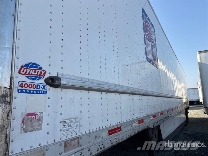 Utility 53 ft x 102 in T/A Van Trailer Reboques baú