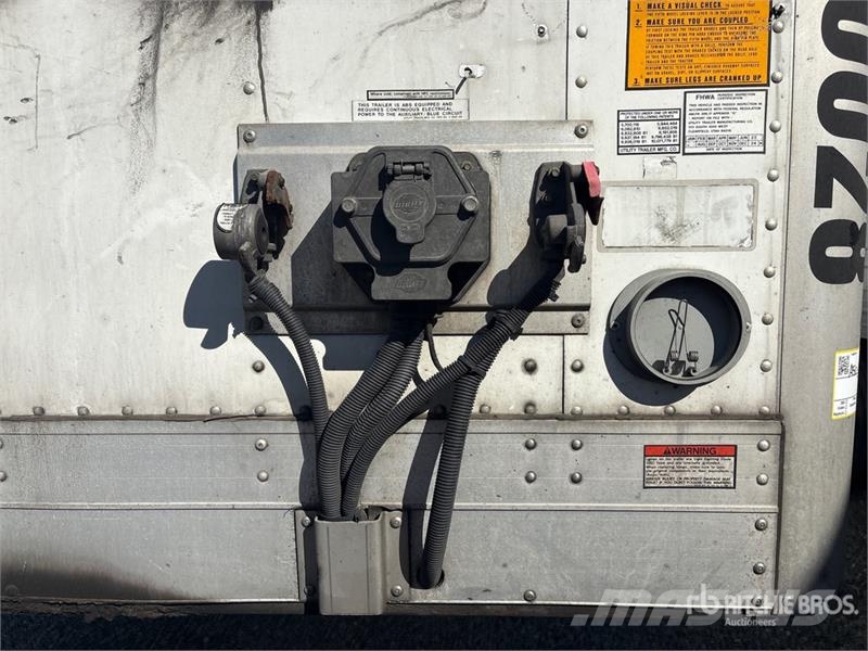 Utility 53 ft x 102 in T/A Van Trailer Prikolice zabojniki