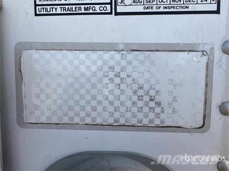 Utility 53 ft x 102 in T/A Refrigerated Trailer 冷凍冷蔵トレーラー