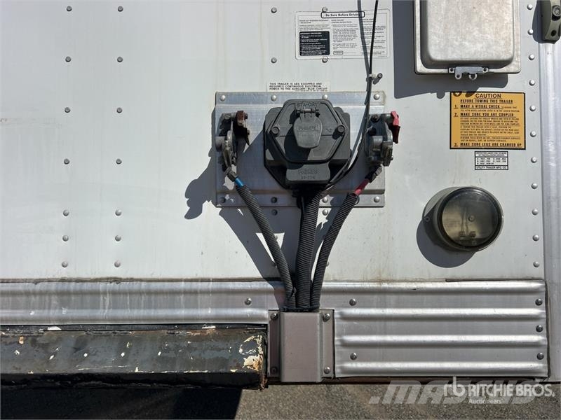 Utility 53 ft x 102 in T/A Van Trailer مقطورات ذات هيكل صندوقي