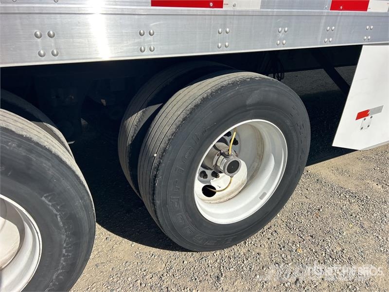 Utility 53 ft x 102 in T/A Van Trailer Прицепы-фургоны