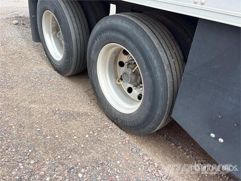 Utility 53 ft x 102 in T/A Refrigerated Trailer نصف مقطورات بدرجة حرارة قابلة للضبط
