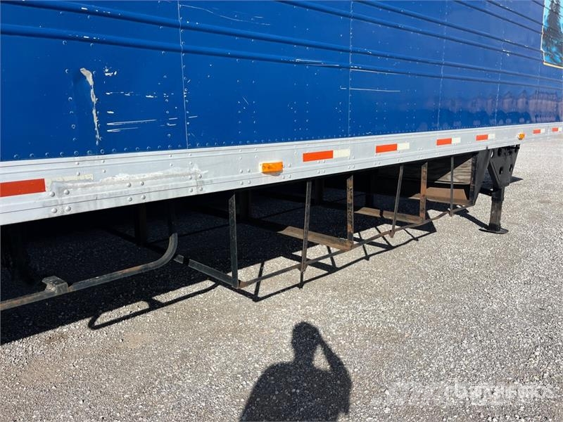 Utility 53 ft x 102 in T/A Van Trailer Reboques baú