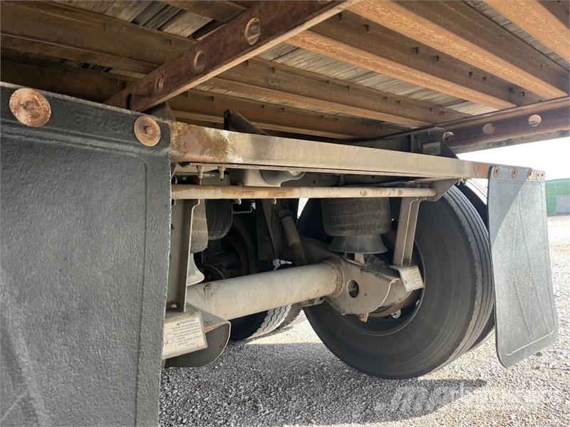 Utility 53 ft x 102 in T/A Van Trailer Reboques baú