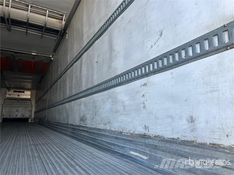 Utility 53 ft x 102 in T/A Multi -Temp Refrigerated Traile Semirremolques isotermos/frigoríficos
