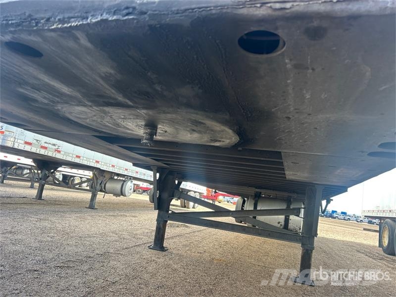 Utility 53 ft x 102 in T/A Refrigerated Trailer Semi Reboques Isotérmicos