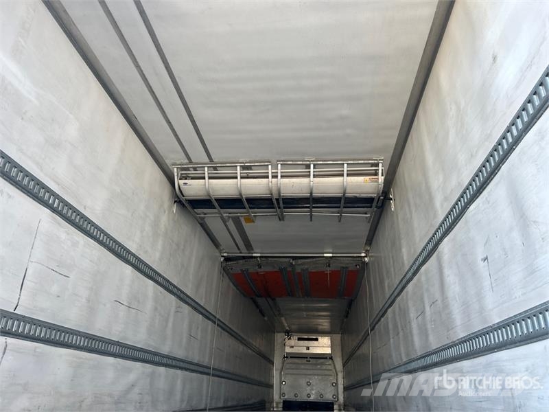 Utility 53 ft x 102 in T/A Multi -Temp Refrigerated Traile Semirremolques isotermos/frigoríficos