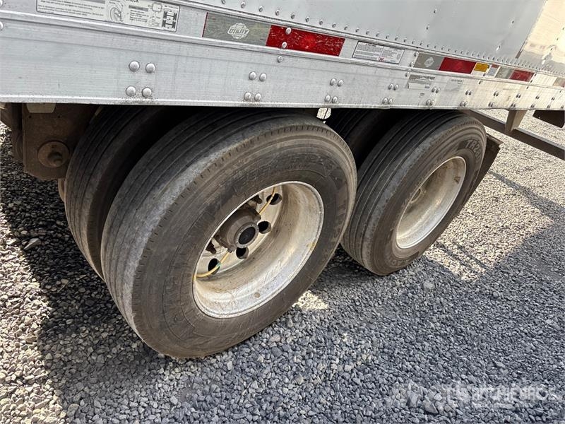 Utility 53 ft x 102 in T/A Refrigerated Trailer Temperature controlled semi-trailers