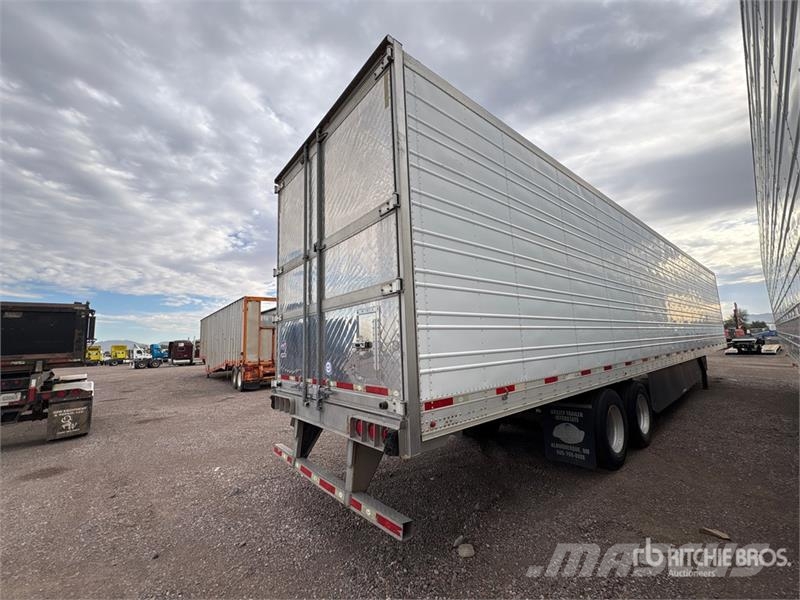 Utility 53 ft x 102 in T/A Refrigerated Trailer نصف مقطورات بدرجة حرارة قابلة للضبط