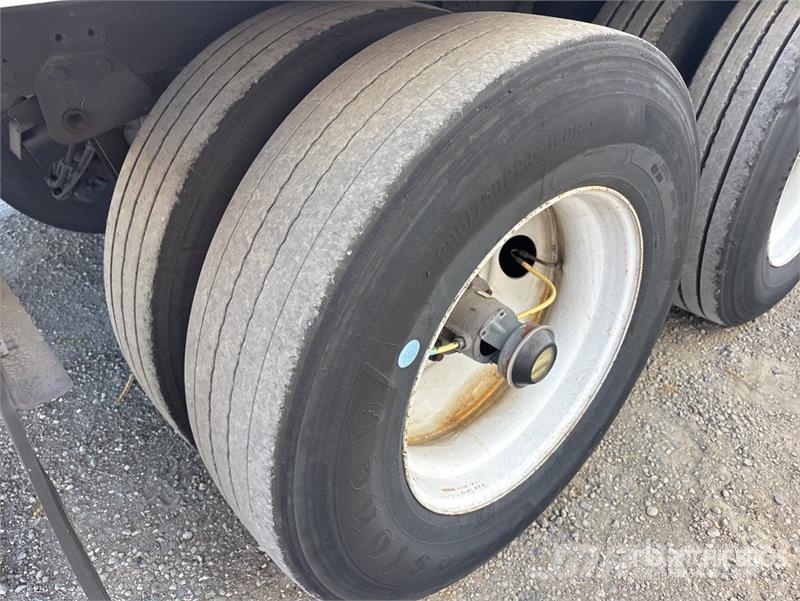 Utility 53 ft x 102 in T/A Van Trailer Przyczepy ze skrzynią zamkniętą