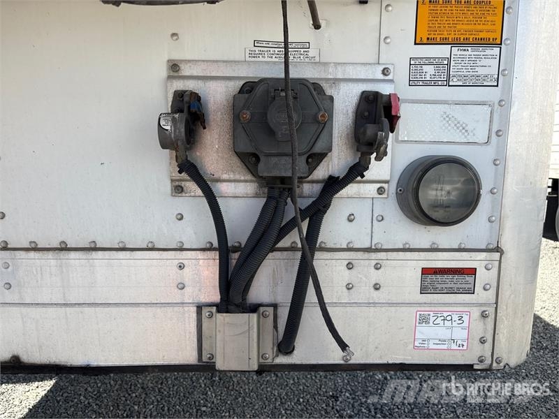 Utility 53 ft x 102 in T/A Refrigerated Trailer 冷凍冷蔵トレーラー