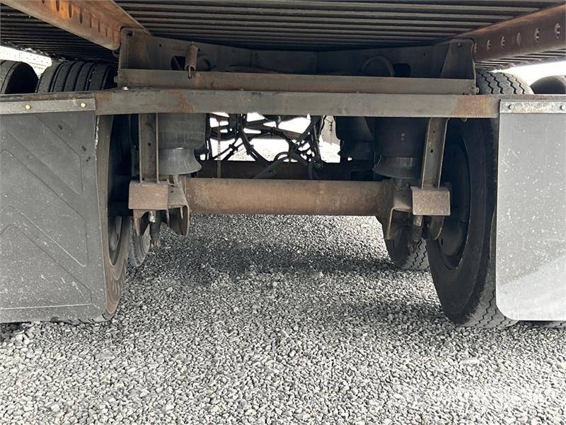 Utility 53 ft x 102 in T/A Van Trailer Причепи-фургони