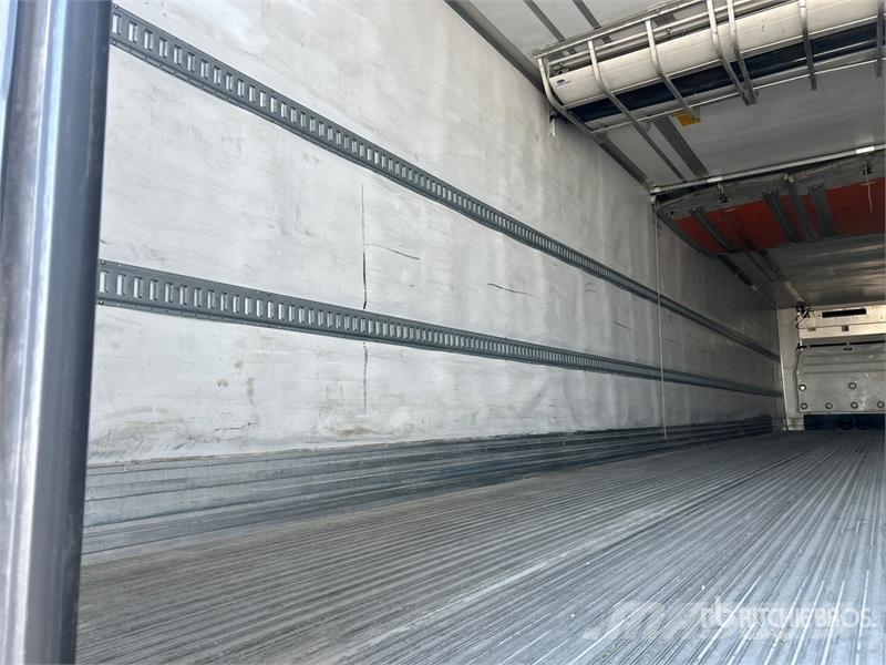 Utility 53 ft x 102 in T/A Multi -Temp Refrigerated Traile Semirremolques isotermos/frigoríficos