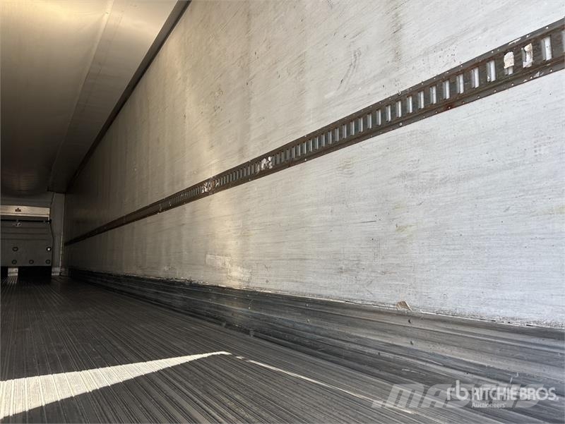 Utility 53 ft x 102 in T/A Refrigerated Trailer Semi remorque frigorifique