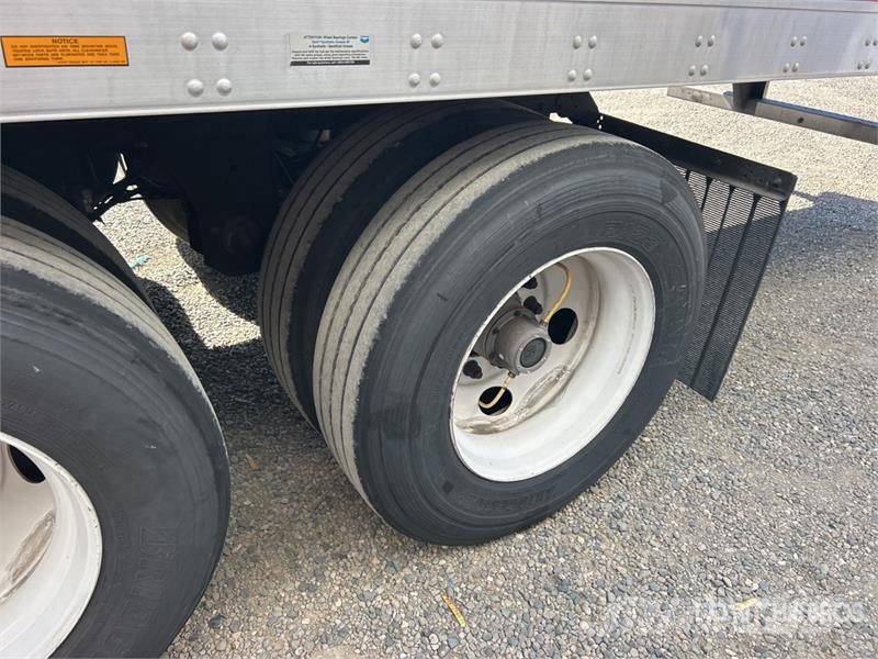 Utility 53 ft x 102 in T/A Van Trailer 厢式拖车