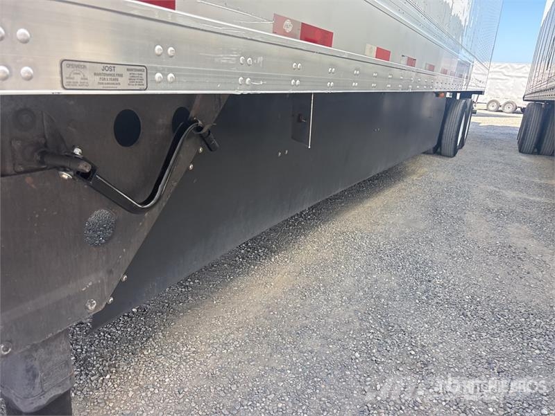 Utility 53 ft x 96 in T/A Van Trailer Dobozos pótkocsik