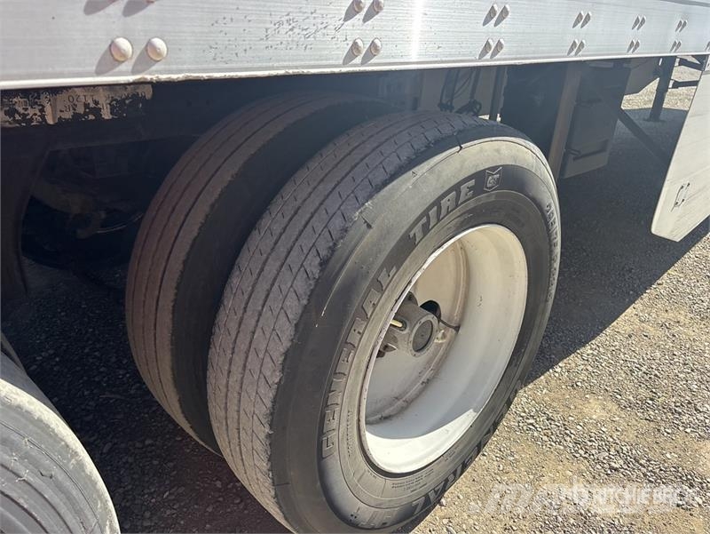 Utility 53 ft x 96 in T/A Van Trailer Dengtos priekabos